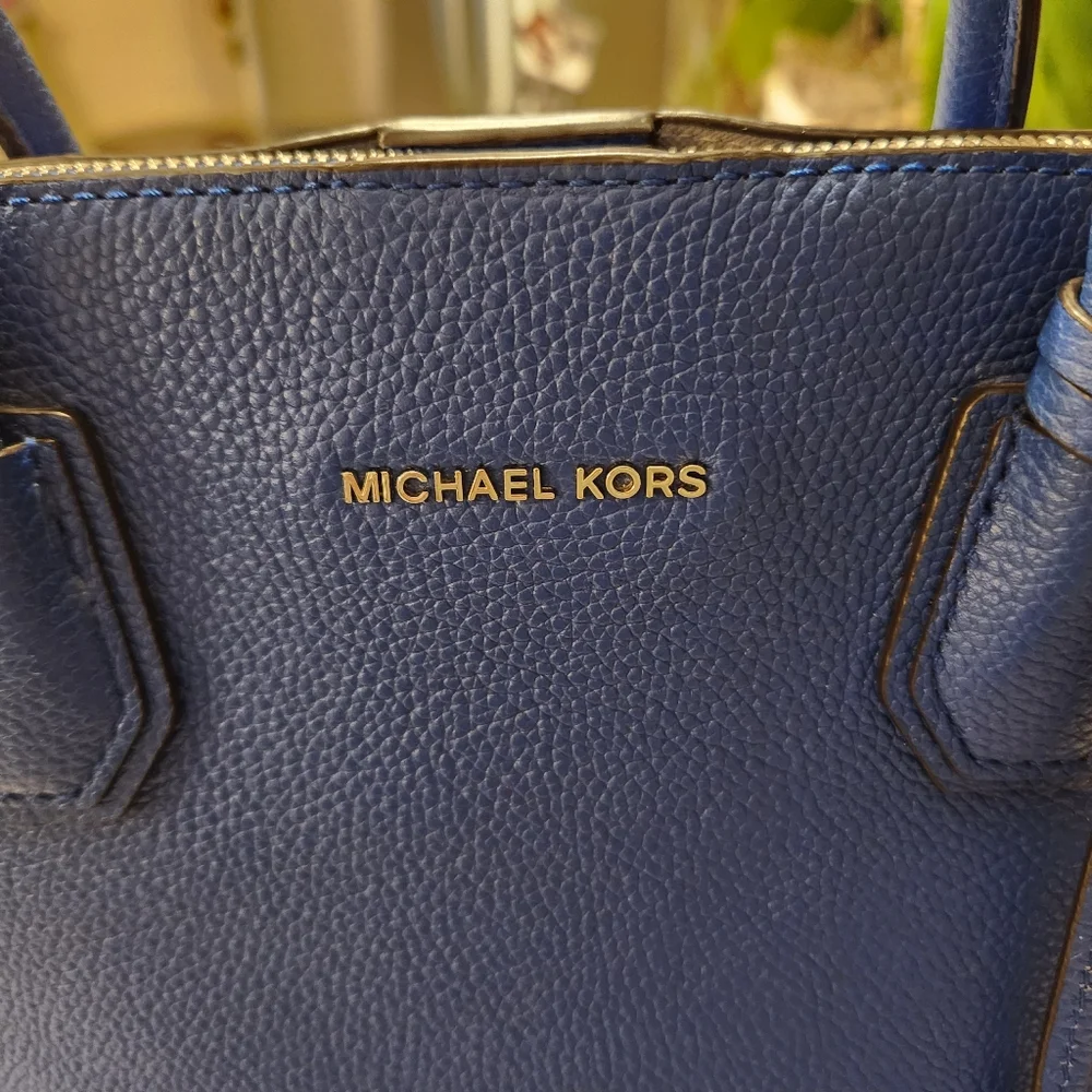 Michael Kors Purse, Mercer Leather Dome Satchel w/ Crossbody Bright Blue EUC